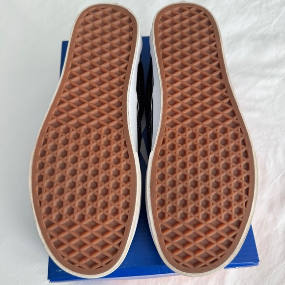 Vans Black and White Slip-On Loafers with Elastic Panels - Picture 4 of 5